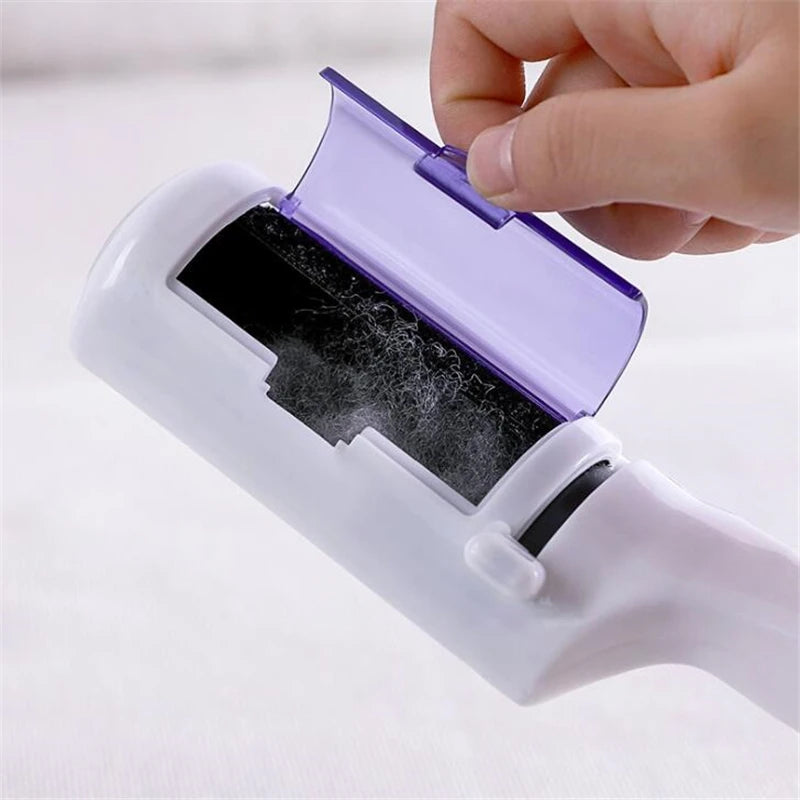 Electrostatic Static Brush - Clothing & Furniture Dust & Pet Hair Remover