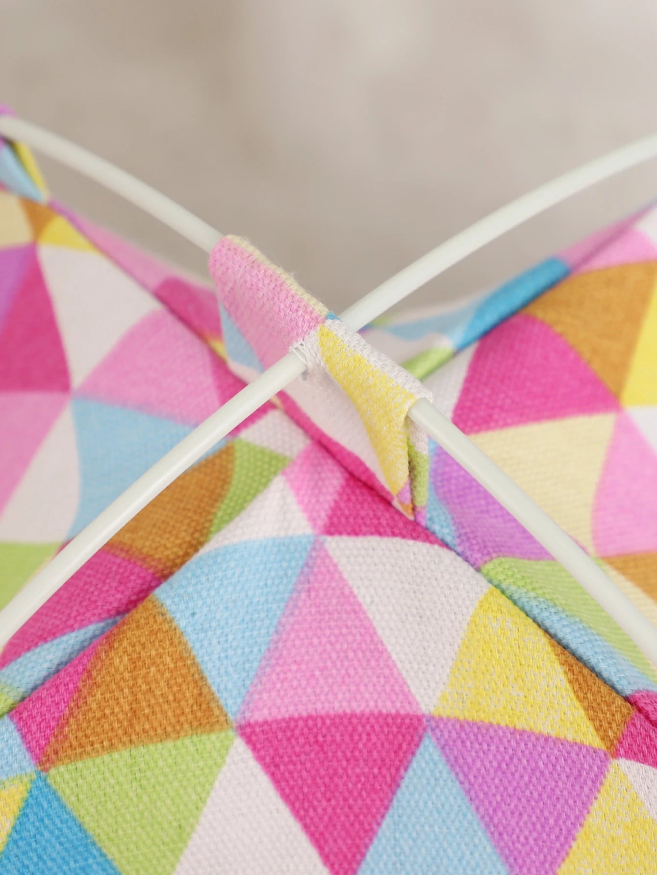 Clamshell Cat Tent Bed - Winter Warm Pet Sofa with Cushion