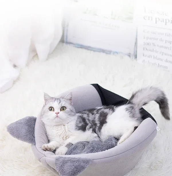 S5bc2ae83f1e14c9d86a3ea7b366b93f6U.webp Cat Head Cat House - Semi-Closed Sleep Cave with Non-Slip Base