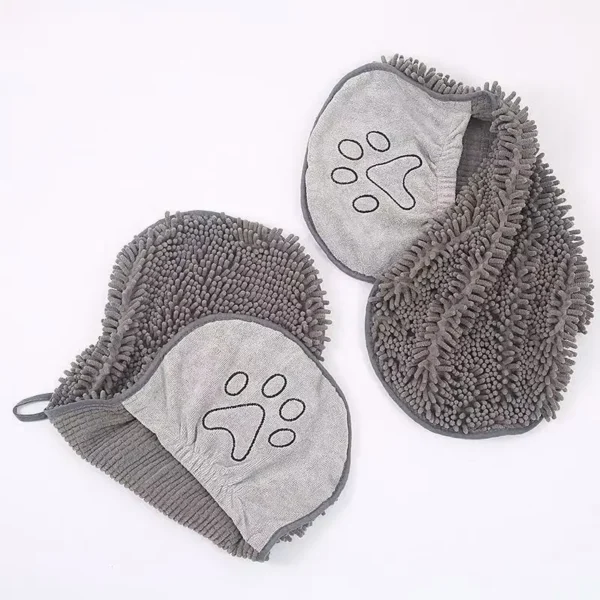 S7a0c1f694242497bbe300bec37c50a69w.webp Quick-Dry Pet Bath Towel - Super Absorbent Chenille Robe with Hand Pockets
