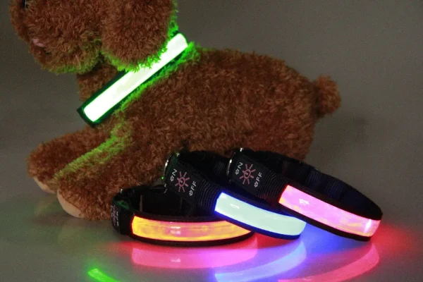 Sa635a24f168d4edd9dbf900d5b904d0f1.webp LED Luminous Dog Collar Adjustable Flashing USB Charging Glowing Collar Night Light Harness For Big Medium Small Dogs Pet Items